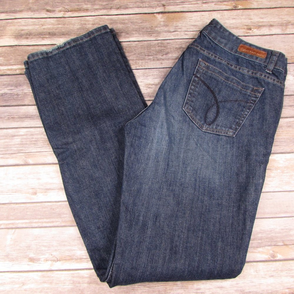 Calvin Klein Jeans 29/8 Flare Lightly Distressed